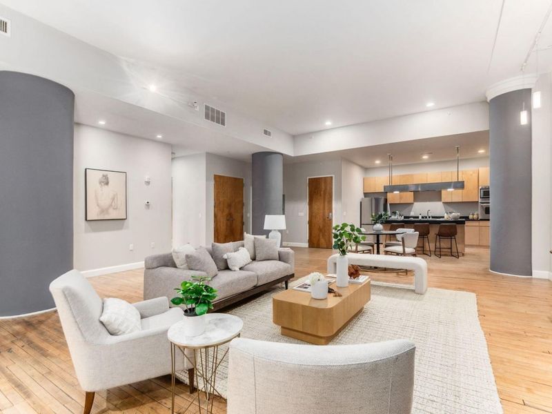 106 N High Street, Unit 302, Columbus, OH 43215 Photo 5