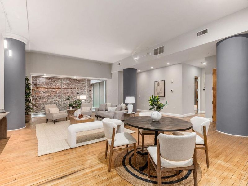 106 N High Street, Unit 302, Columbus, OH 43215 Photo 6