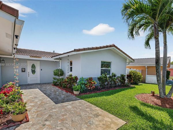 3851 NW 78th Ln , Coral Springs, FL 33065