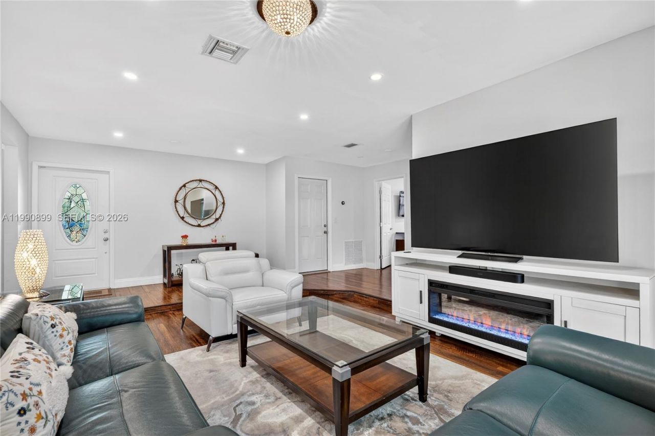 3851 NW 78th Ln , Coral Springs, FL 33065 Photo