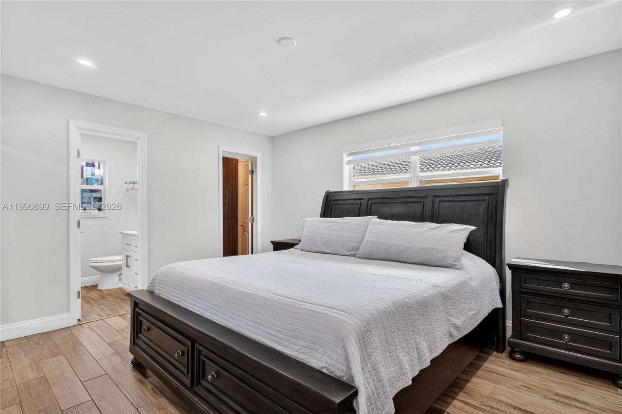 3851 NW 78th Ln , Coral Springs, FL 33065 Photo