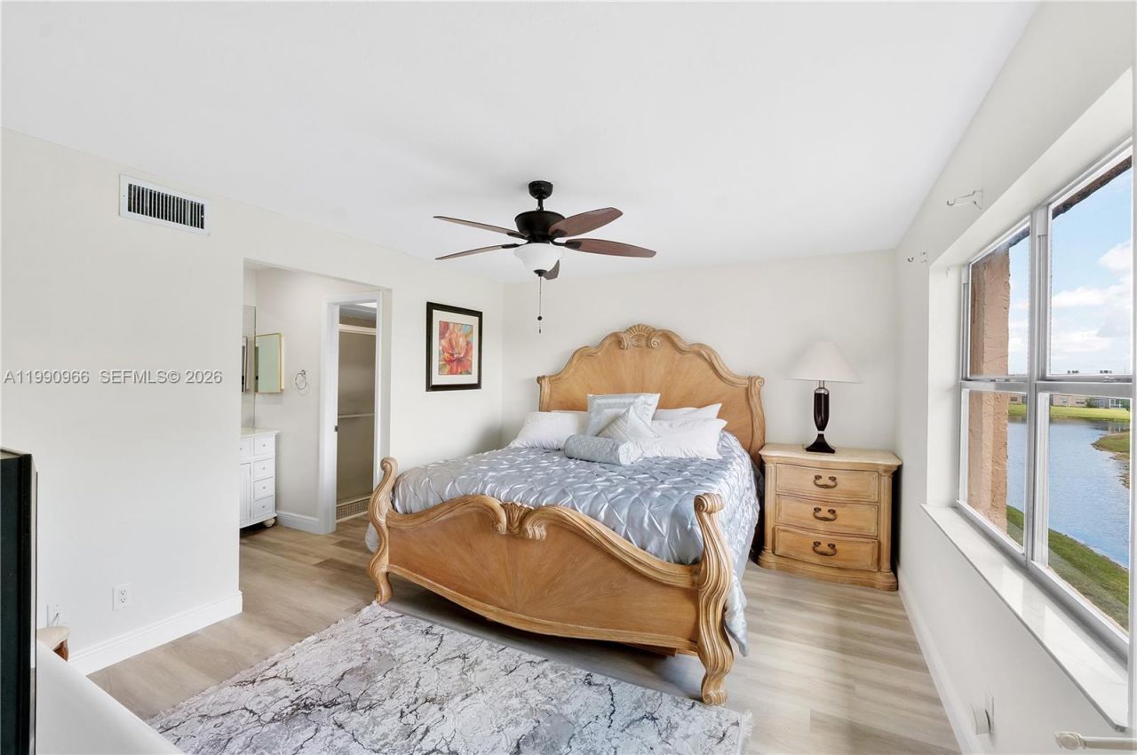 9201 Sunrise Lakes Blvd , Unit 304, Sunrise, FL 33322 Photo