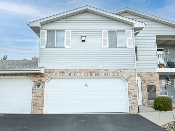 1111 N Sunnyslope Dr, Unit 201, Mount Pleasant, WI 53406