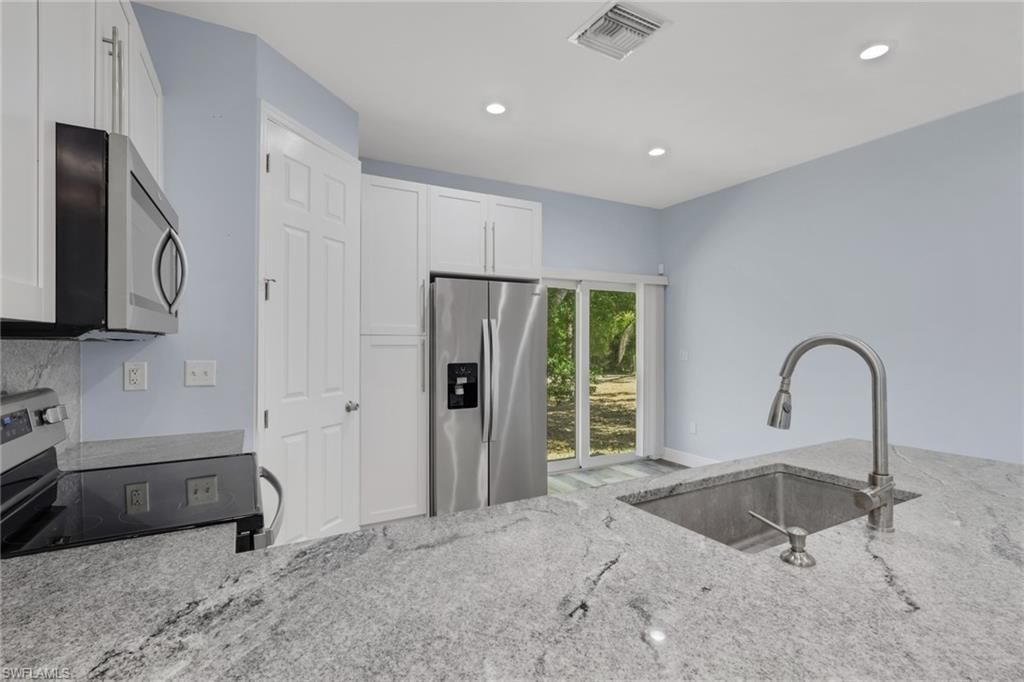 2977 4th Ave Se, Naples, FL 34117 Photo