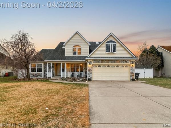 20369 Oporto Avenue, Livonia, MI 48152