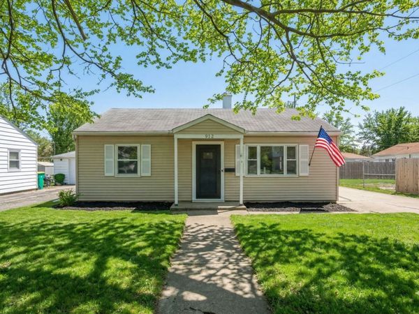 912 N Midland Avenue , Joliet, IL 60435
