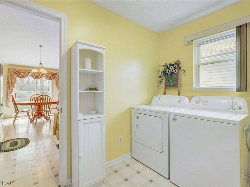 6041 Creekside Drive, Parma Heights, OH 44130 Photo 20