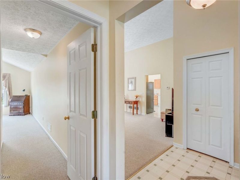 6041 Creekside Drive, Parma Heights, OH 44130 Photo 25