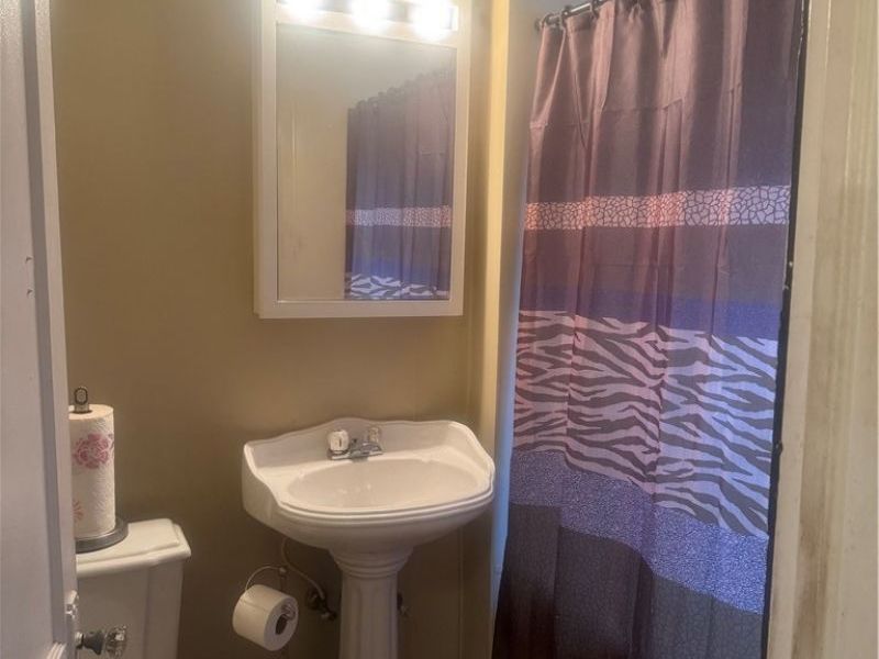 942 E 130th Street, Cleveland, OH 44108 Photo 14