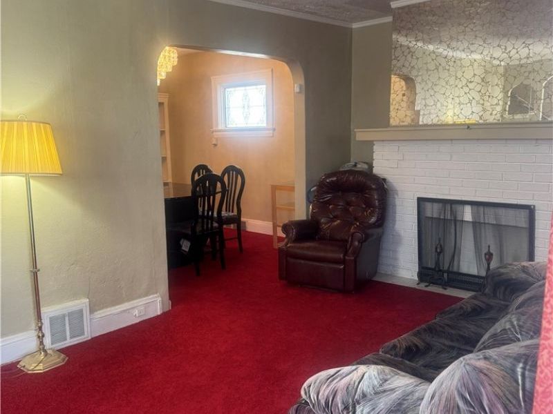 942 E 130th Street, Cleveland, OH 44108 Photo 6