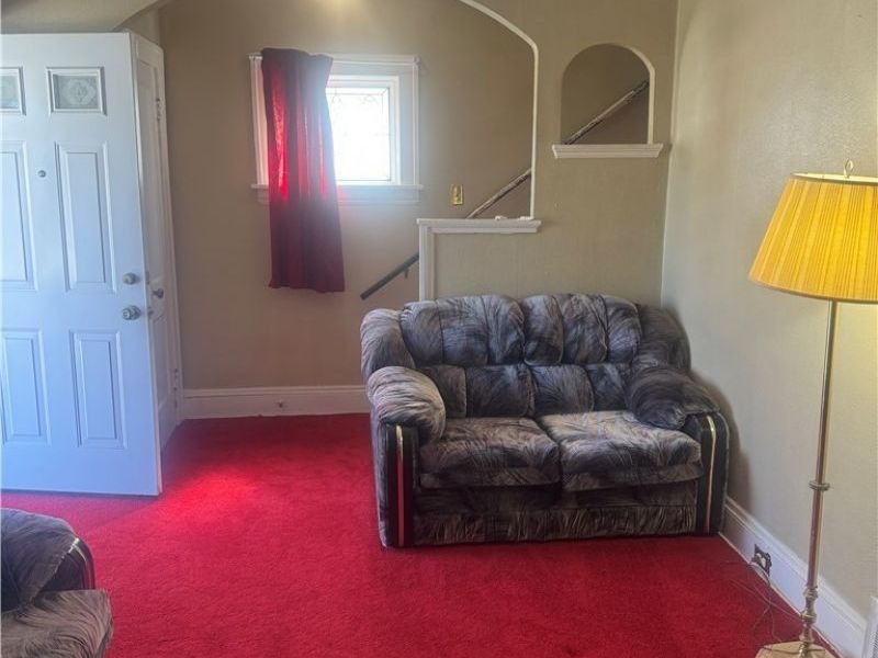 942 E 130th Street, Cleveland, OH 44108 Photo 8