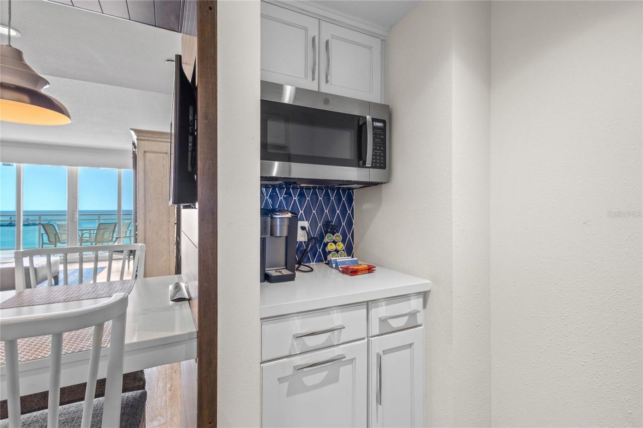 230 Sands Point Road, Unit 3703, Longboat Key, FL 34228 Photo