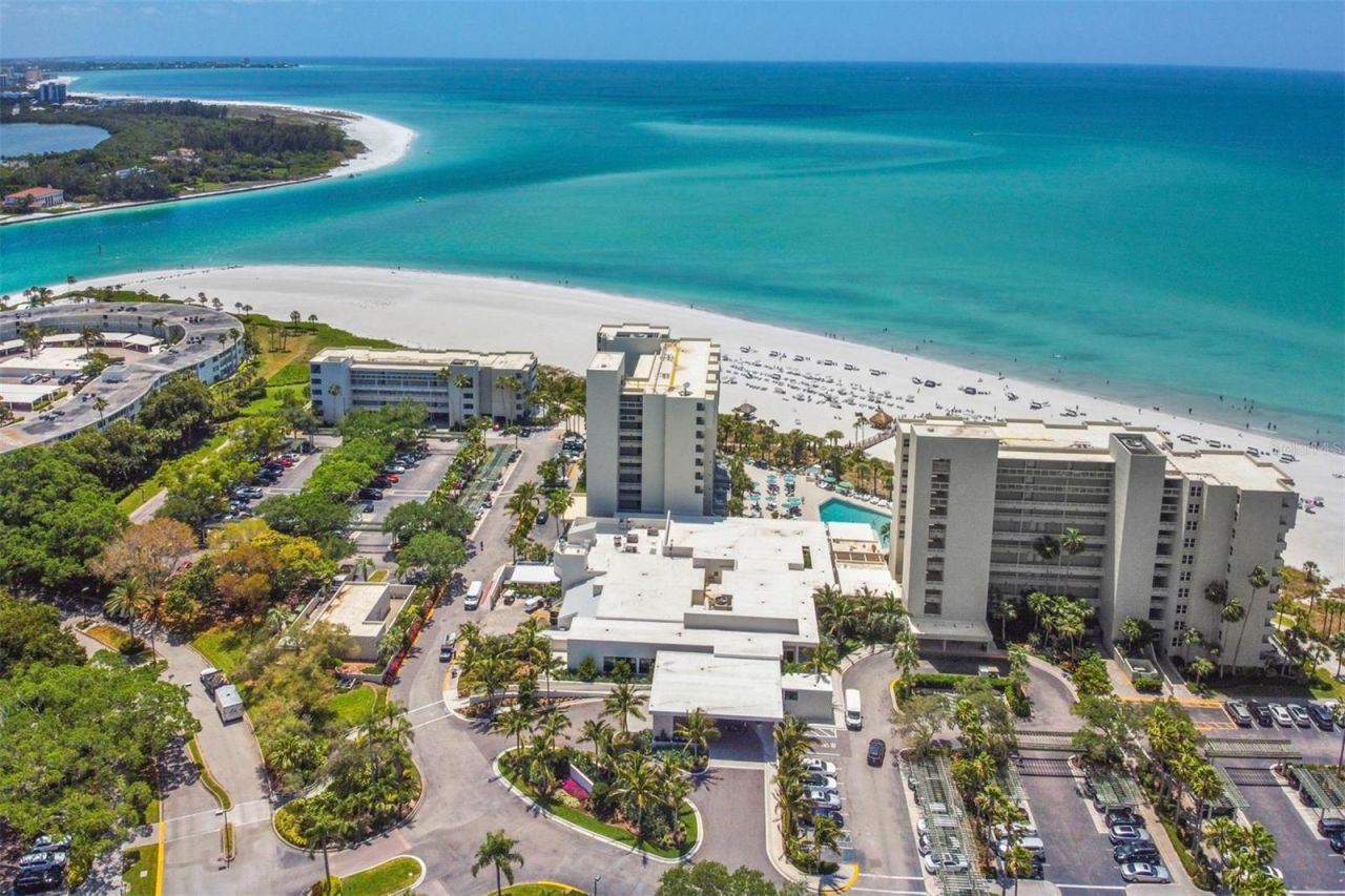 230 Sands Point Road, Unit 3703, Longboat Key, FL 34228 Photo