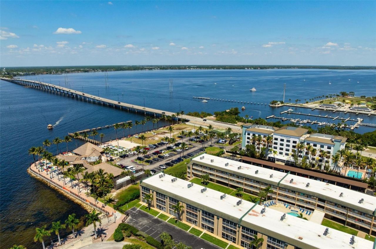 150 Harborside Avenue , Unit 303, Punta Gorda, FL 33950 Photo