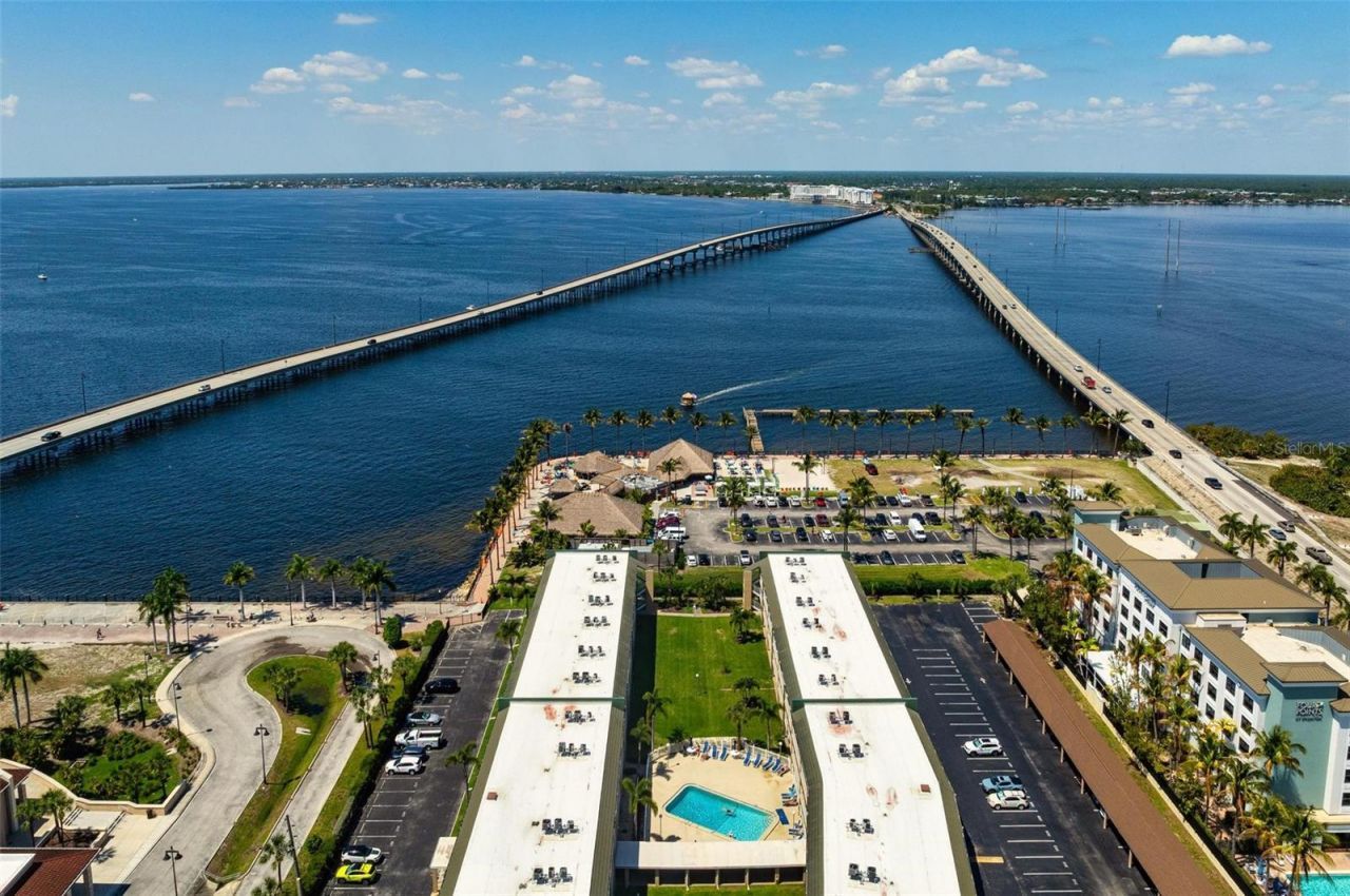 150 Harborside Avenue , Unit 303, Punta Gorda, FL 33950 Photo