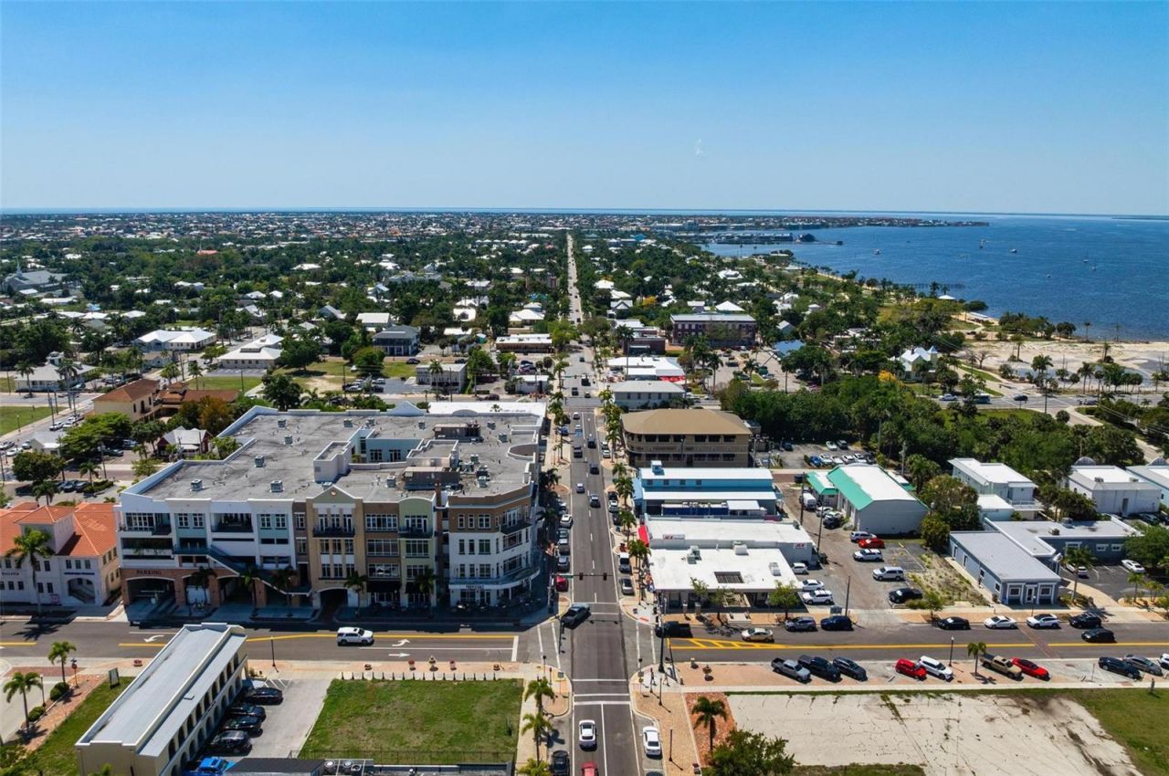 150 Harborside Avenue , Unit 303, Punta Gorda, FL 33950 Photo