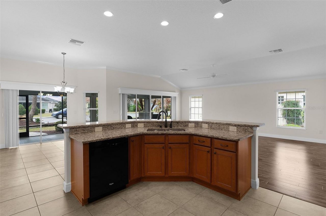 2028 Glenarden Path, The Villages, FL 32163 Photo