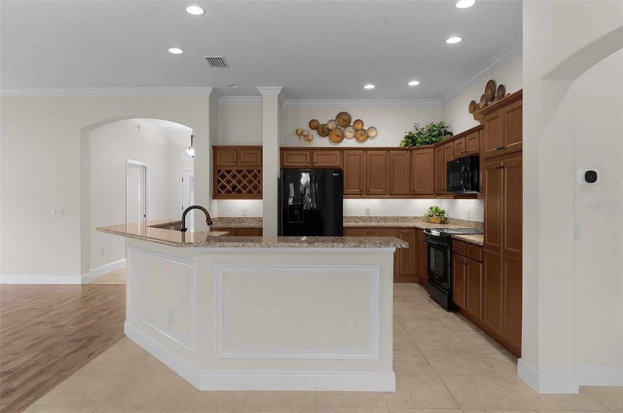 2028 Glenarden Path, The Villages, FL 32163 Photo