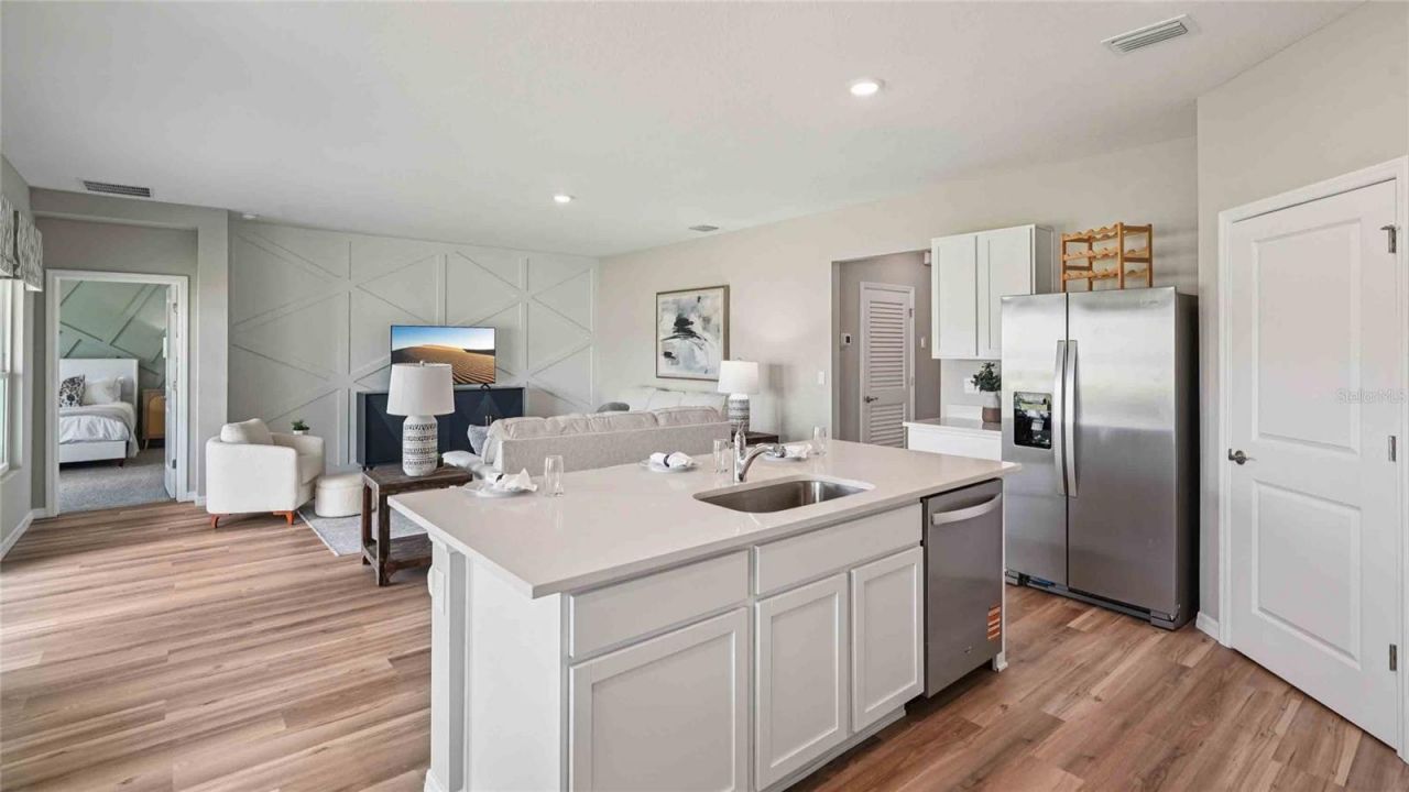 24267 NW 13th Boulevard , Newberry, FL 32669 Photo