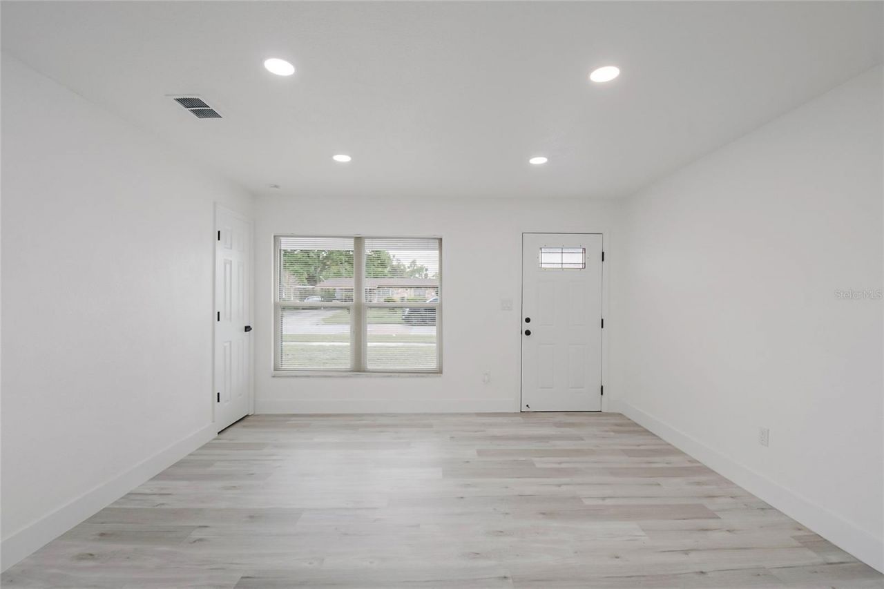 3307 Mahalia Place , Orlando, FL 32805 Photo