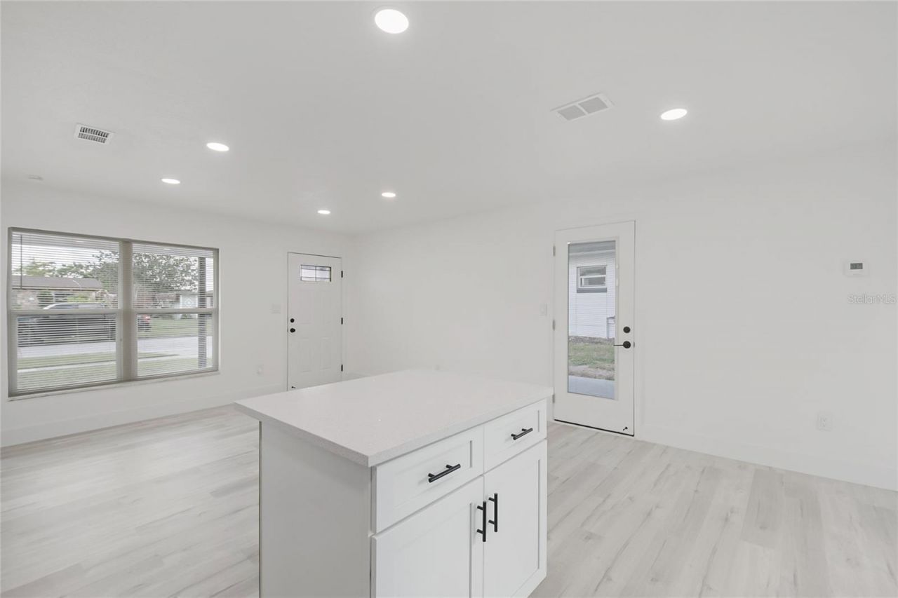 3307 Mahalia Place , Orlando, FL 32805 Photo