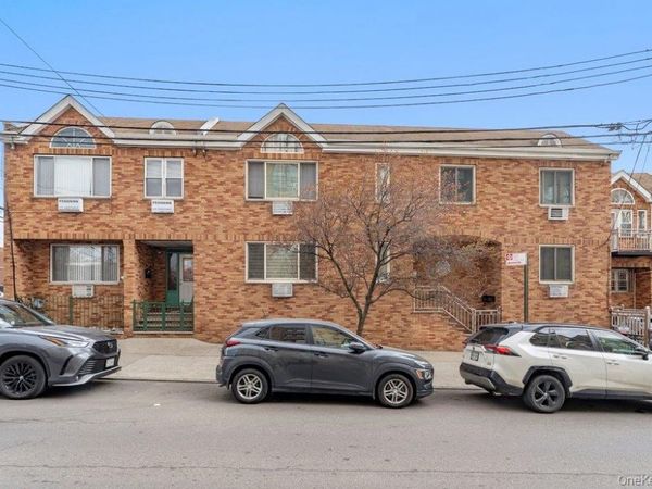 31-01 42nd Street, Unit 3101 and 3, Astoria, NY 11103