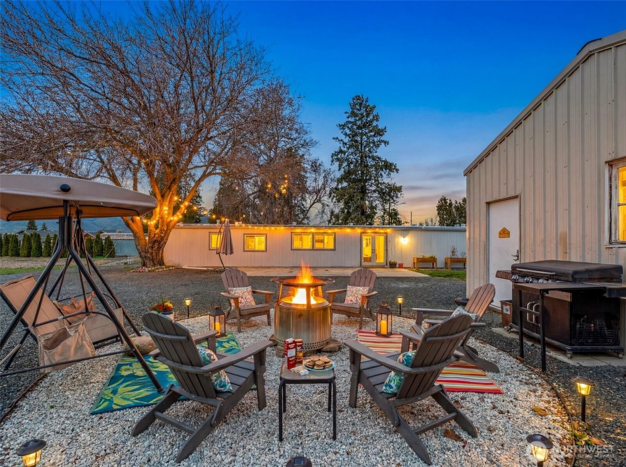 420 30th Street Nw, East Wenatchee, WA 98802 Main Photo