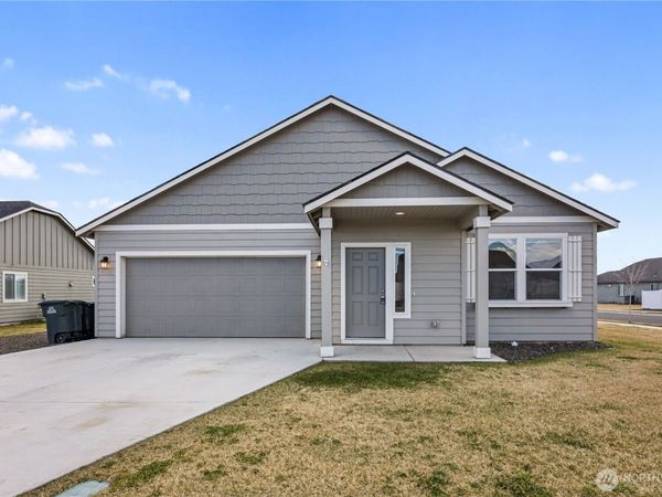 4241 W Wood Court , Moses Lake, WA 98837