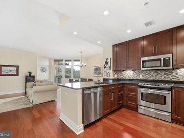 8220 CRESTWOOD HEIGHTS DRIVE, Unit 419, MCLEAN, VA 22102