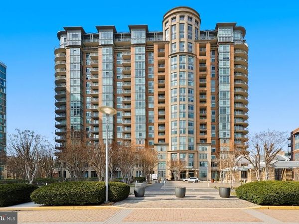 8220 CRESTWOOD HEIGHTS DRIVE , Unit 419, MCLEAN, VA 22102