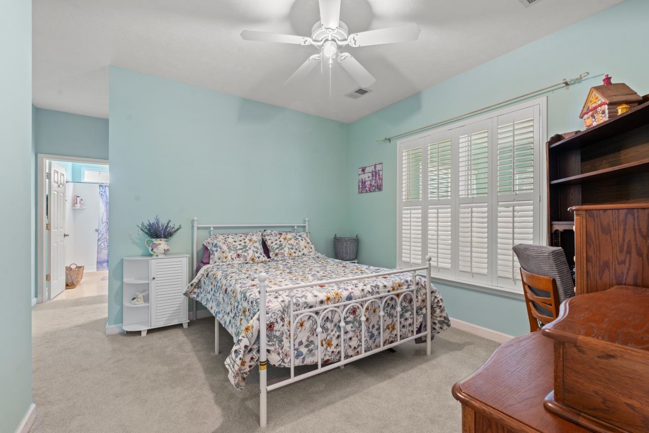 309 Meadowside Dr. Photo 14