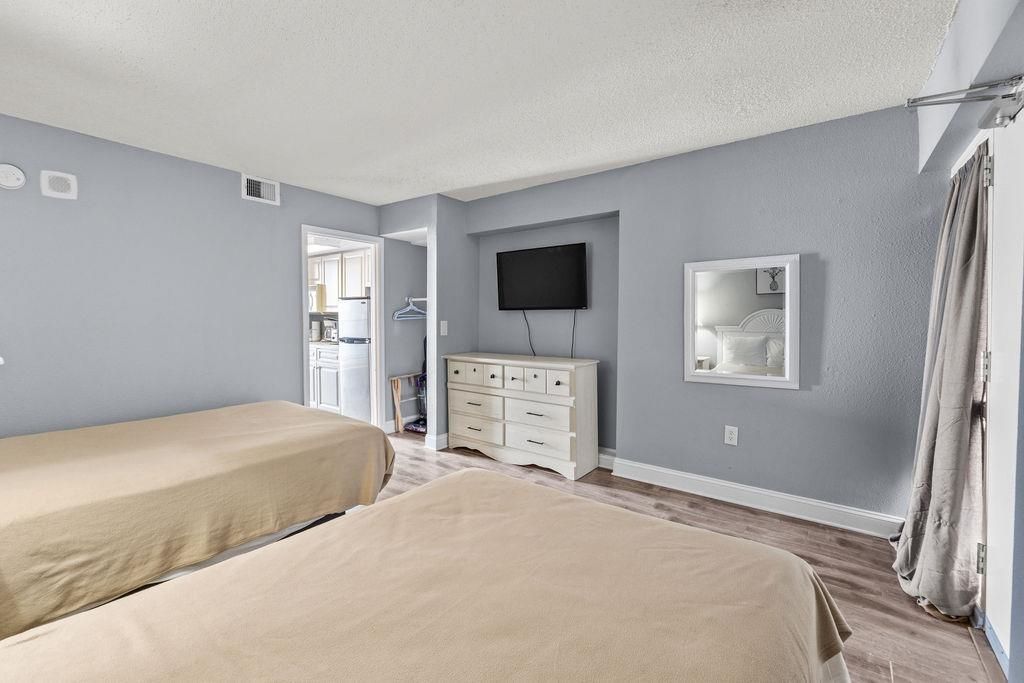 201 74th Ave. N Photo 20