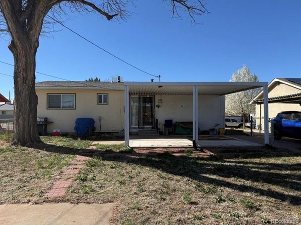 2932 Azalea Street , Pueblo, CO 81005
