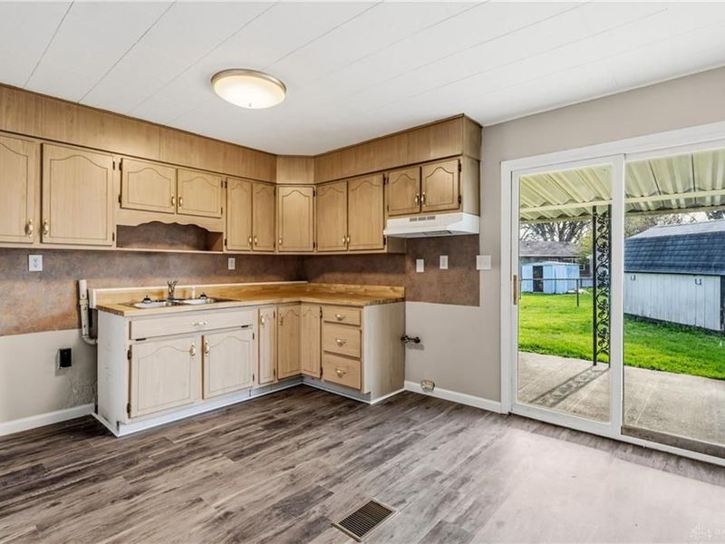 855 Boylan Drive, Xenia, OH 45385 Photo 6