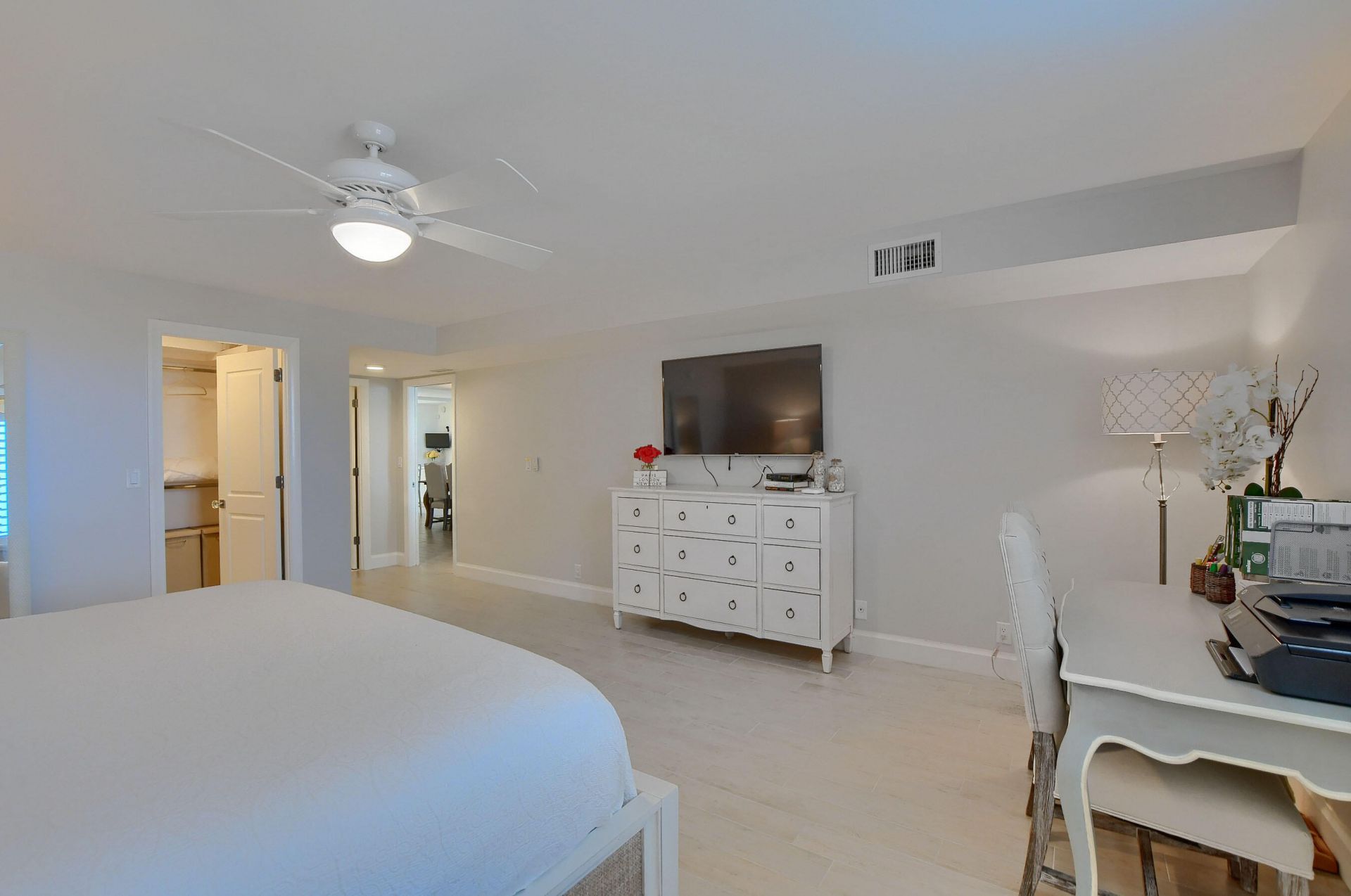 2000 S Ocean Boulevard, Unit 705, Delray Beach, FL 33483 Photo