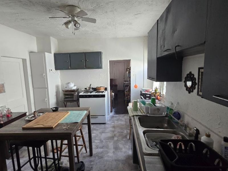 12718 Holborn Avenue, Cleveland, OH 44105 Photo 3