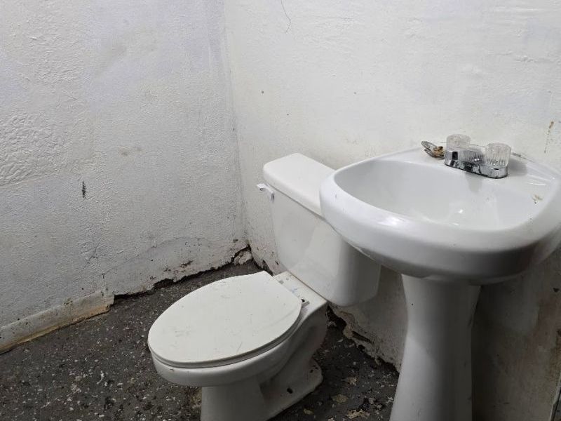 12718 Holborn Avenue, Cleveland, OH 44105 Photo 6