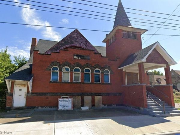 10515 Helena Avenue, Cleveland, OH 44108