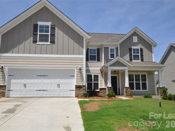 1133 Overlake Drive , Belmont, NC 28012
