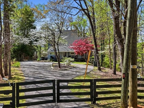 181 Woodland Circle, Dawsonville, GA 30534