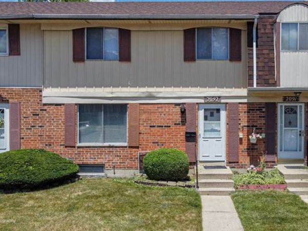 2092 Euclid Court , Richton Park, IL 60471