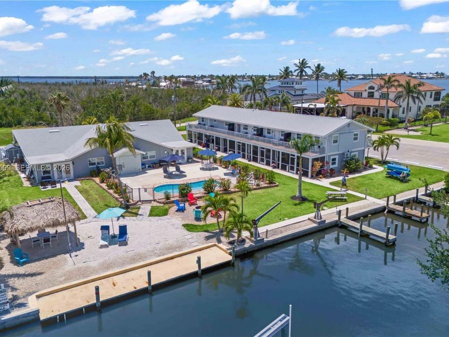Property Image 6