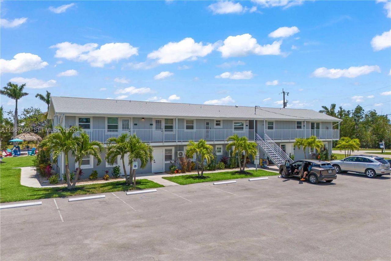 12200/12210 Shoreview Dr , Matlacha, FL 33993 Photo