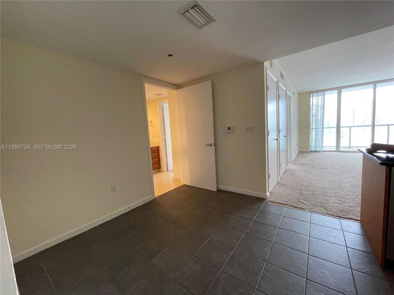 50 Biscayne Blvd , Unit 2205, Miami, FL 33132 Photo