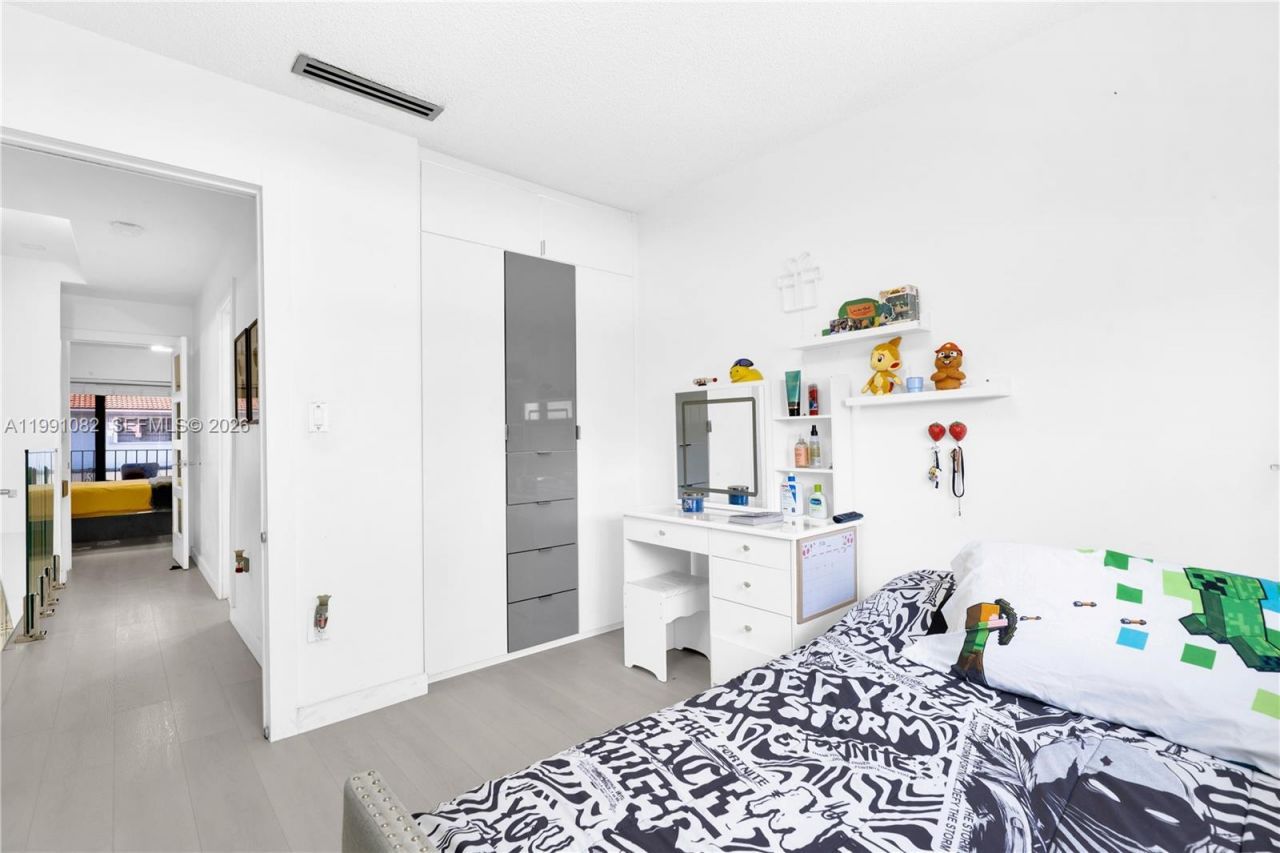 5362 W 24th Ave , Unit 117, Hialeah, FL 33016 Photo