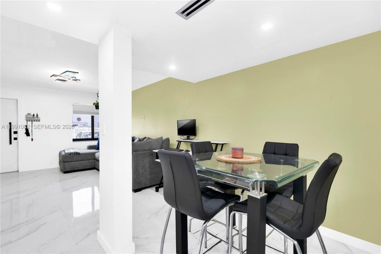 5362 W 24th Ave , Unit 117, Hialeah, FL 33016 Photo