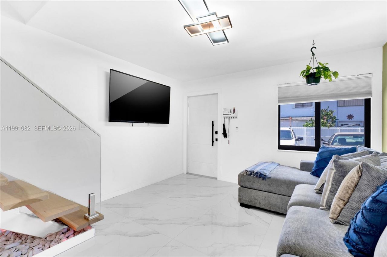 5362 W 24th Ave , Unit 117, Hialeah, FL 33016 Photo