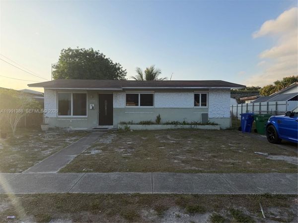 1950 SW 68th Way , Miramar, FL 33023