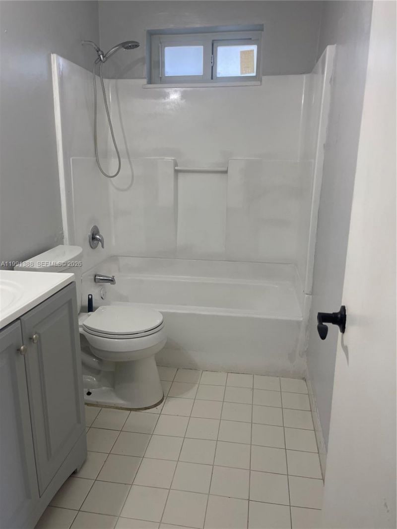 1950 SW 68th Way , Miramar, FL 33023 Photo