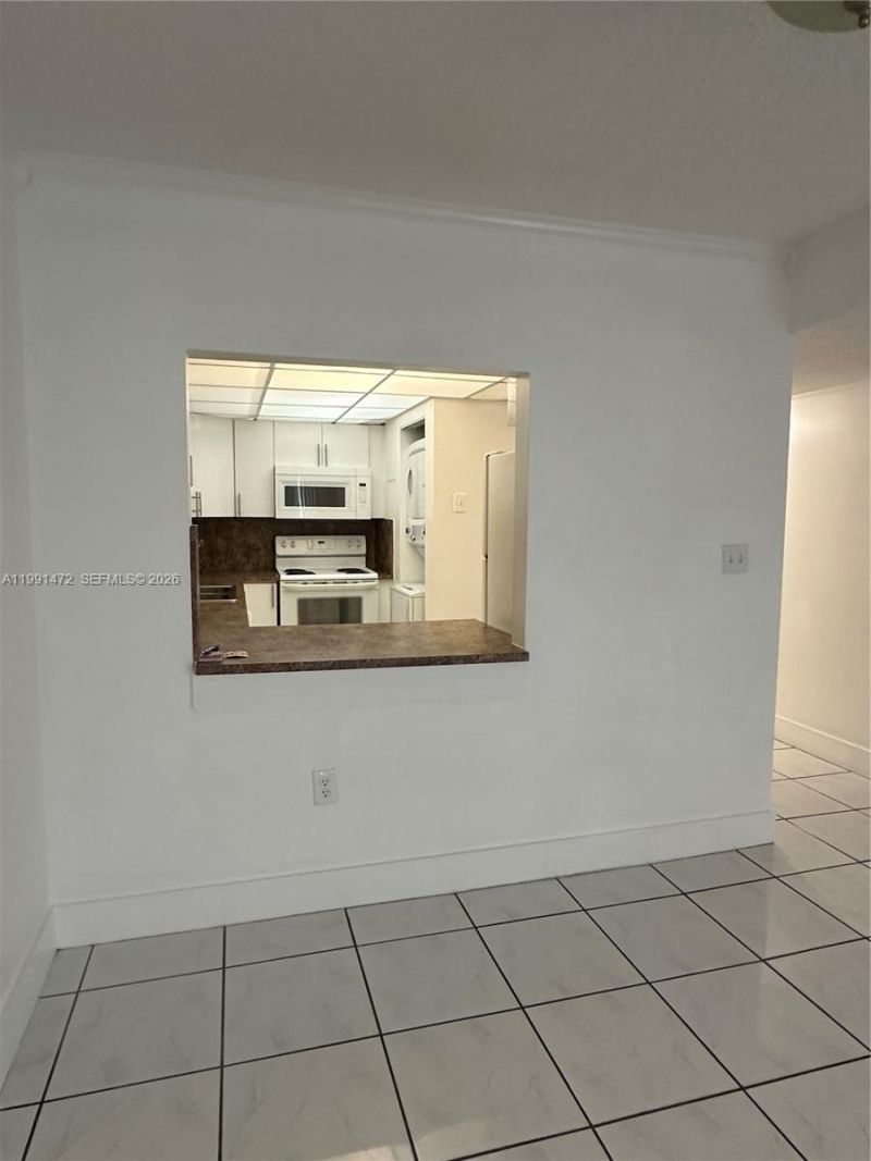 10090 NW 80th Ct , Unit 1350, Hialeah Gardens, FL 33016 Photo